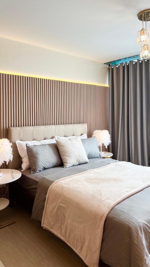La Palazzo - Across Uptown Mall & Grand Hyatt Bgc Taguig Ngoại thất bức ảnh