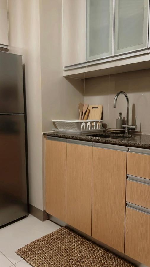 La Palazzo - Across Uptown Mall & Grand Hyatt Bgc Taguig Ngoại thất bức ảnh